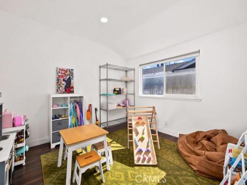 515 E Hoover , Orange, CA