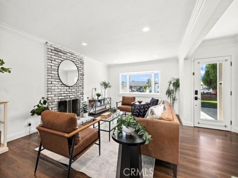 515 E Hoover , Orange, CA