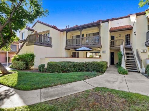 129 N Cross Creek B Road, Orange, CA