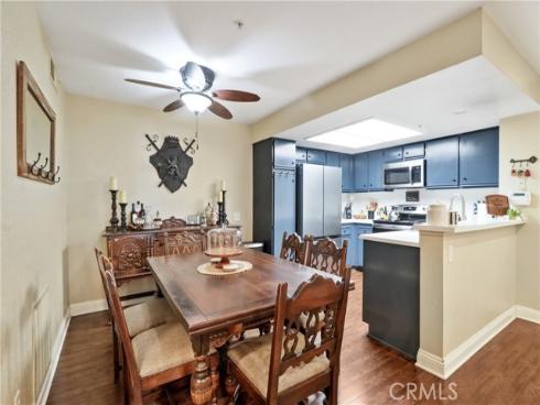 129 N Cross Creek B Road, Orange, CA