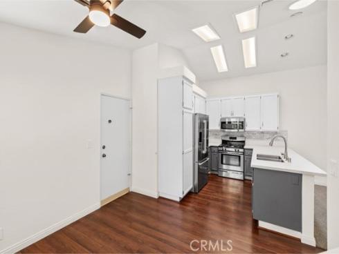 2720 E Walnut  18 , Orange, CA