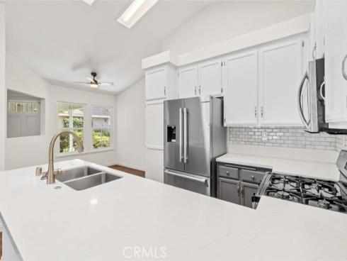 2720 E Walnut  18 , Orange, CA