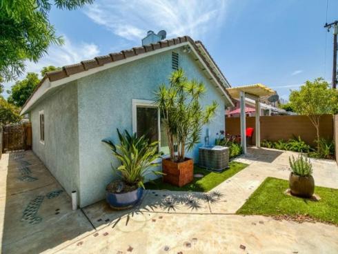 2720 E Walnut  18 , Orange, CA