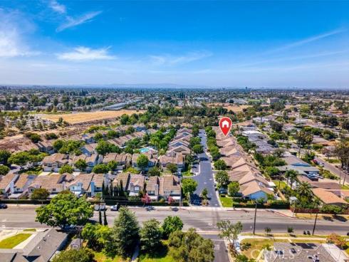 2720 E Walnut  18 , Orange, CA