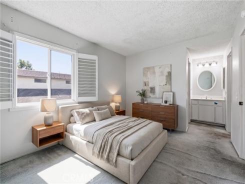 2000 W Palmyra 7 Avenue, Orange, CA