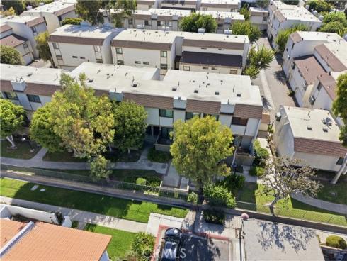 2000 W Palmyra 7 Avenue, Orange, CA