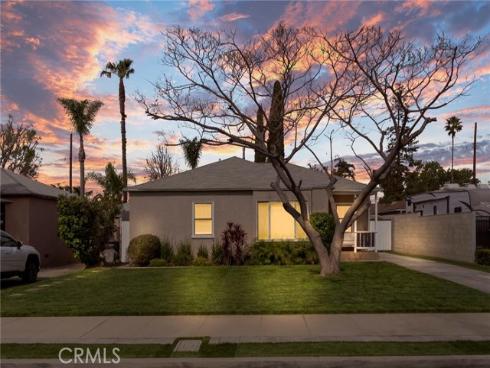 1127 Acacia