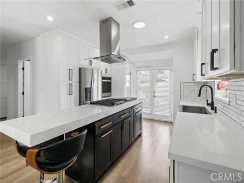 1127 Acacia , Orange, CA