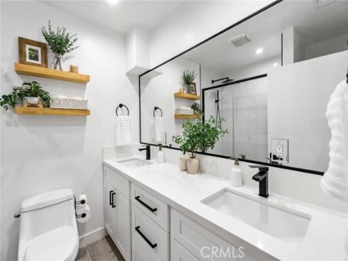 1127 Acacia , Orange, CA