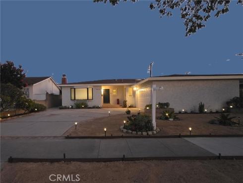 2516 E. Quincy