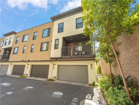 2870 N Glassell , Orange, CA