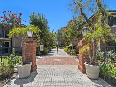 660 S Glassell 45 Street, Orange, CA
