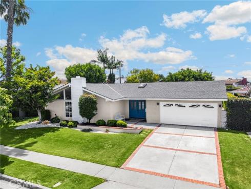 208 Somerset Drive