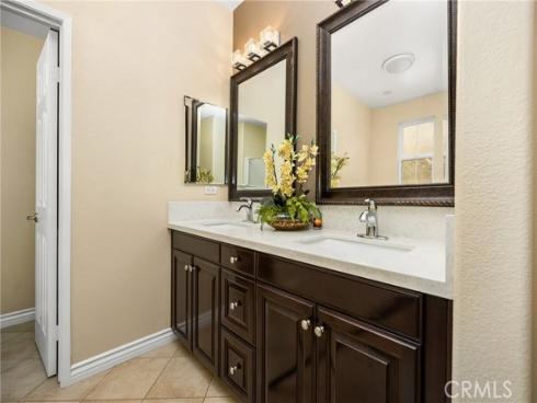 253 E Santa Fe Court, Placentia, CA
