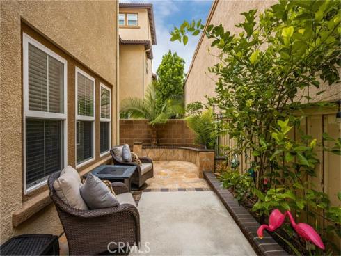 253 E Santa Fe Court, Placentia, CA