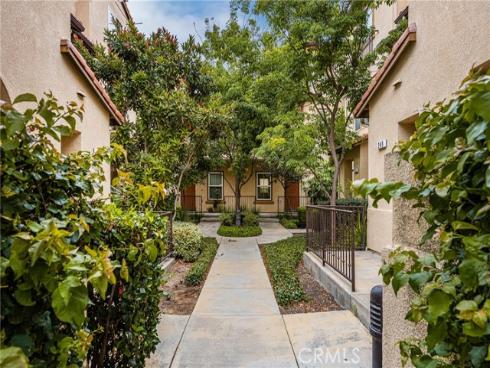 253 E Santa Fe Court, Placentia, CA