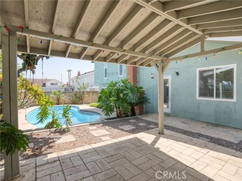 1618 Salmon River , Placentia, CA