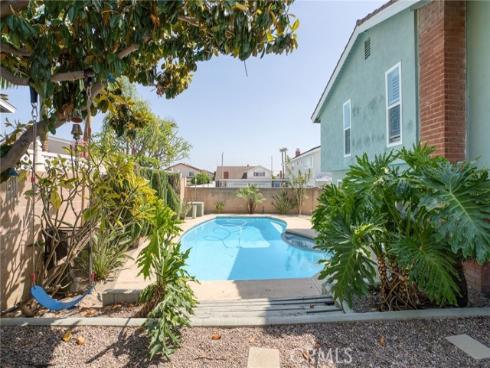 1618 Salmon River , Placentia, CA