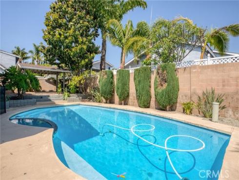 1618 Salmon River , Placentia, CA