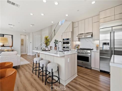 575 Patten Avenue , Placentia, CA