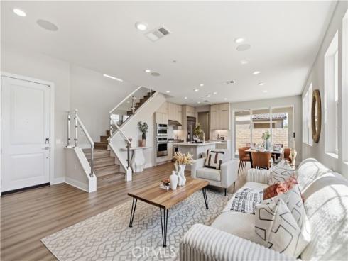 575 Patten Avenue , Placentia, CA
