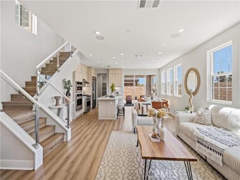 575 Patten Avenue , Placentia, CA
