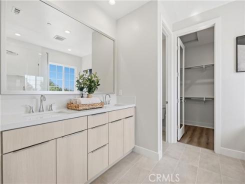 575 Patten Avenue , Placentia, CA