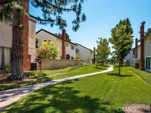 306 Los Padres Lane, Placentia, CA