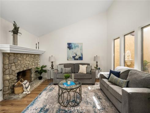 618  Mount Vernon  , Placentia, CA