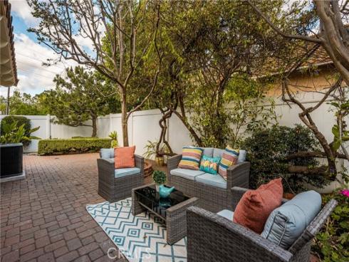 618  Mount Vernon  , Placentia, CA