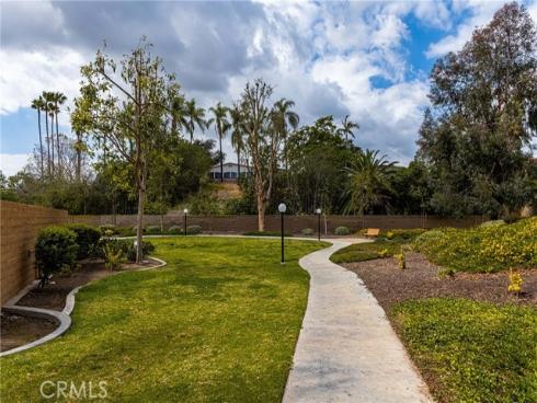 618  Mount Vernon  , Placentia, CA