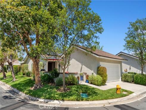 1001  Pacifica  , Placentia, CA