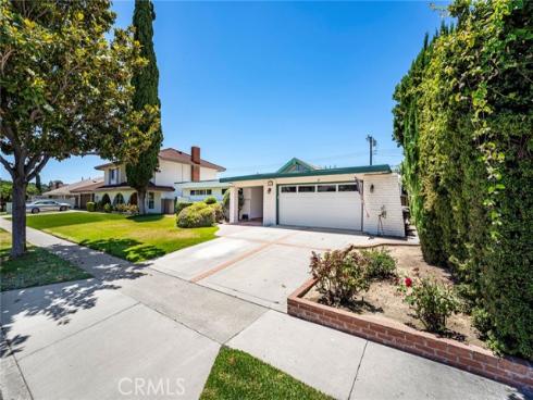 606  Tangier  , Placentia, CA