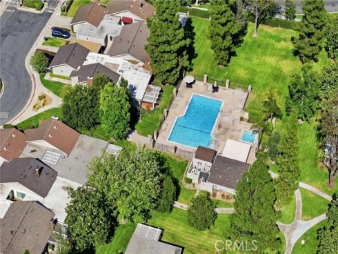 1260  Tiburon  , Placentia, CA