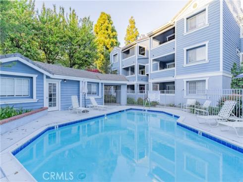 101 South Lakeview Avenue 101E , Placentia, CA