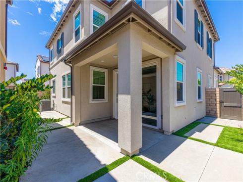 581 Patten , Placentia, CA