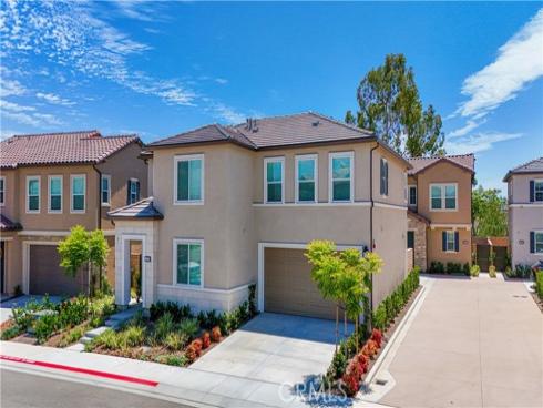 581 Patten , Placentia, CA