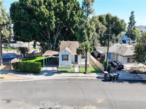 1664 Oak , Placentia, CA