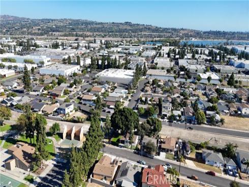1664 Oak , Placentia, CA