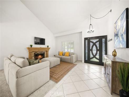 731 Langer , Placentia, CA