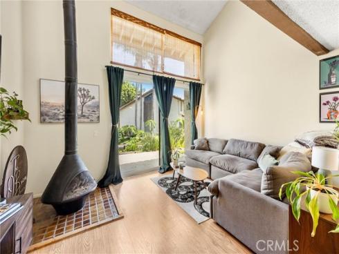 122  Kauai  , Placentia, CA