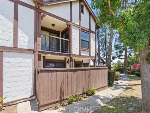 1501 Canterbury 19-C , Placentia, CA