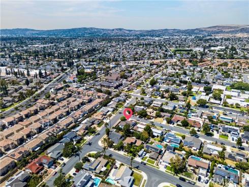 402  Hillcrest  , Placentia, CA