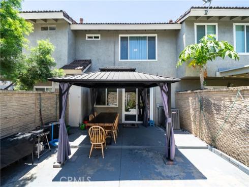 232  Aqueduct Dr  , Placentia, CA