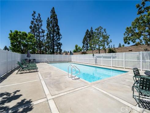 232  Aqueduct Dr  , Placentia, CA