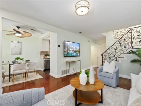 1609 Sherwood Village Circle