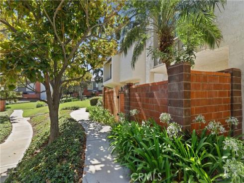 1609 Sherwood Village Circle, Placentia, CA