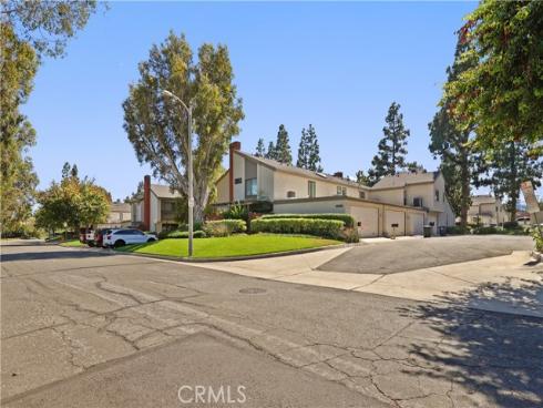 1609 Sherwood Village Circle, Placentia, CA