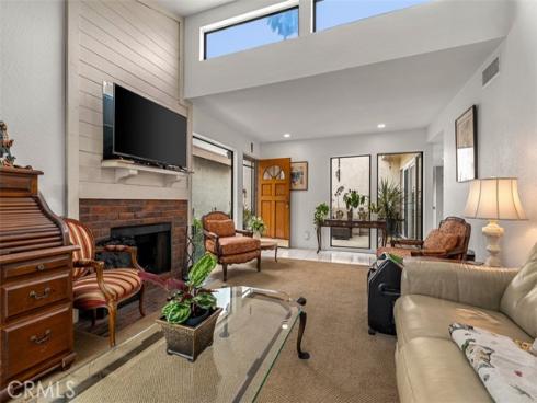 242 Pasteur , Placentia, CA