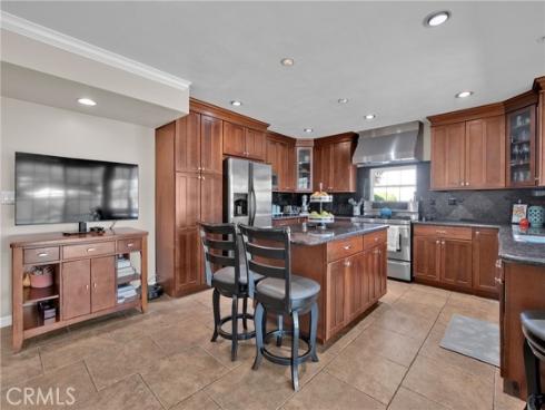 962 E Bastanchury , Placentia, CA